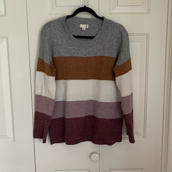Color Block Sweater - Picture 3 of 3